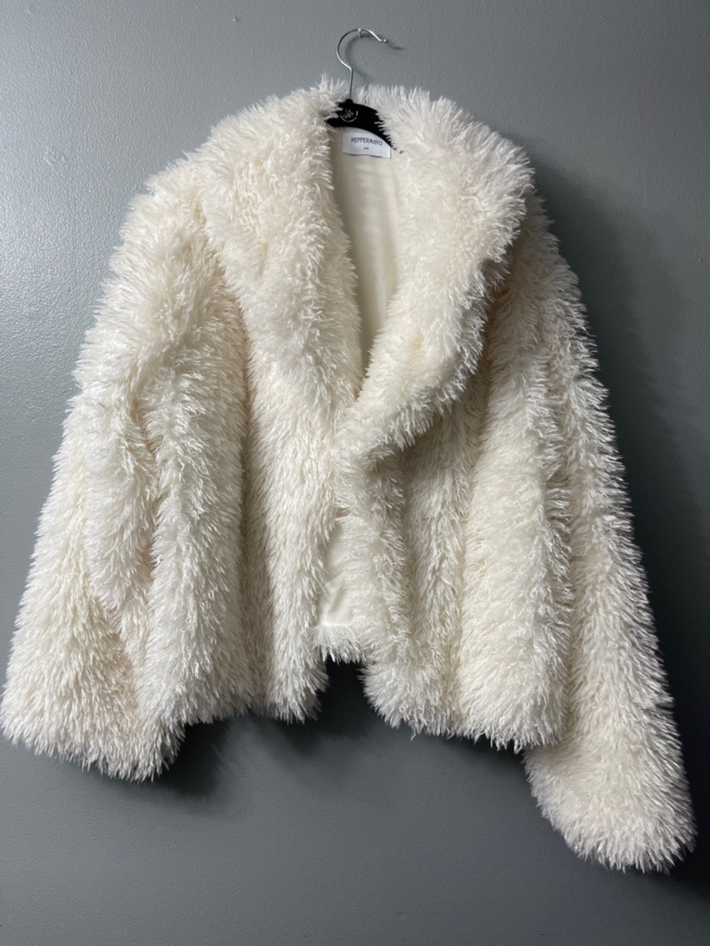 Pepper mayo Virginia Cropped Faux Fur Jacket - Ivory s/m